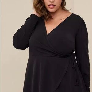 Torrid Studio Knit Surplice Wrap Long Sleeve Top Size 2